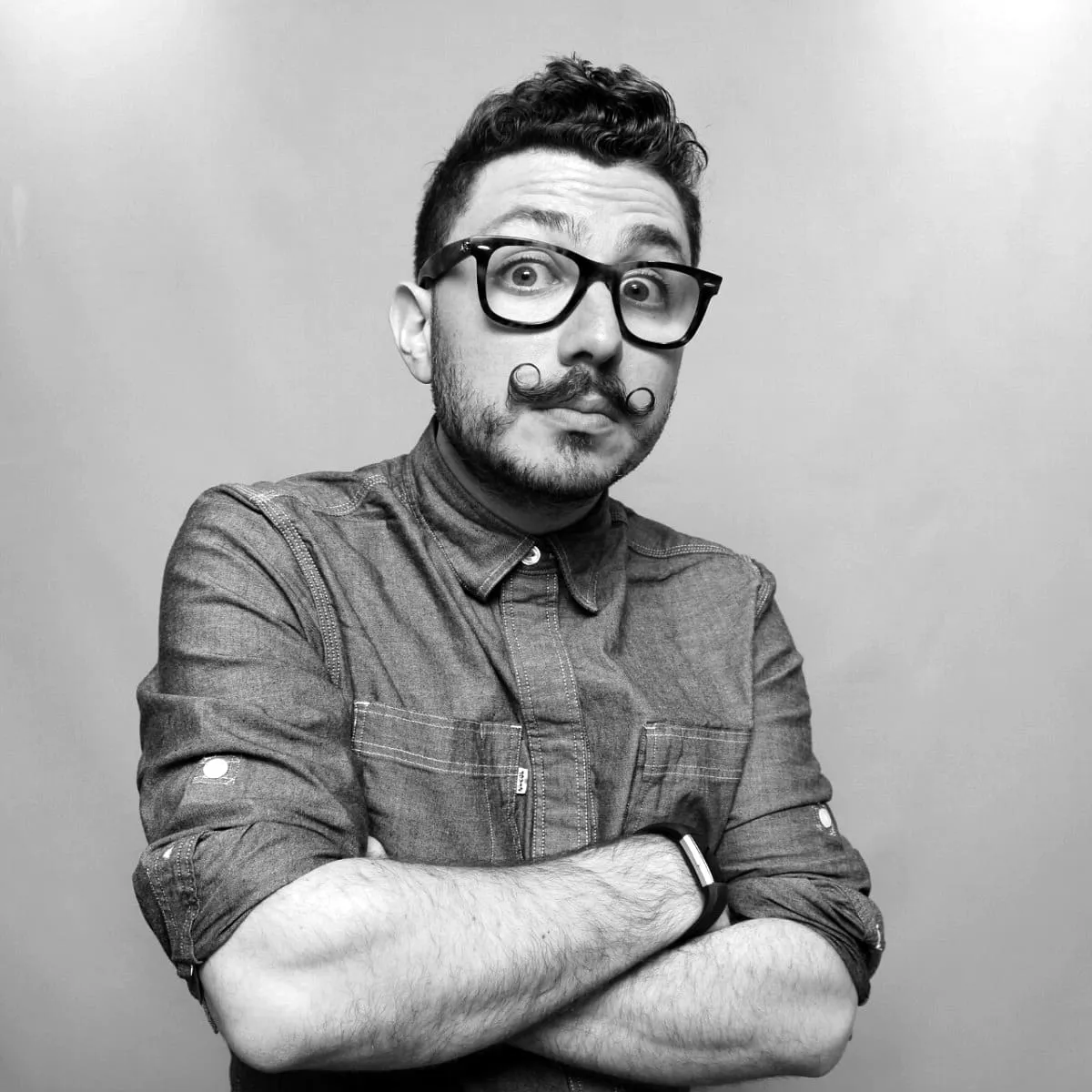nicholas-rhoes-outsnapped-portrait-170302_151715-1024x1024.jpg
