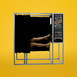 Magbooth in Yellow background