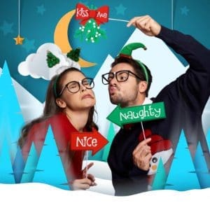 Paper Dolls Holiday Photo Booth